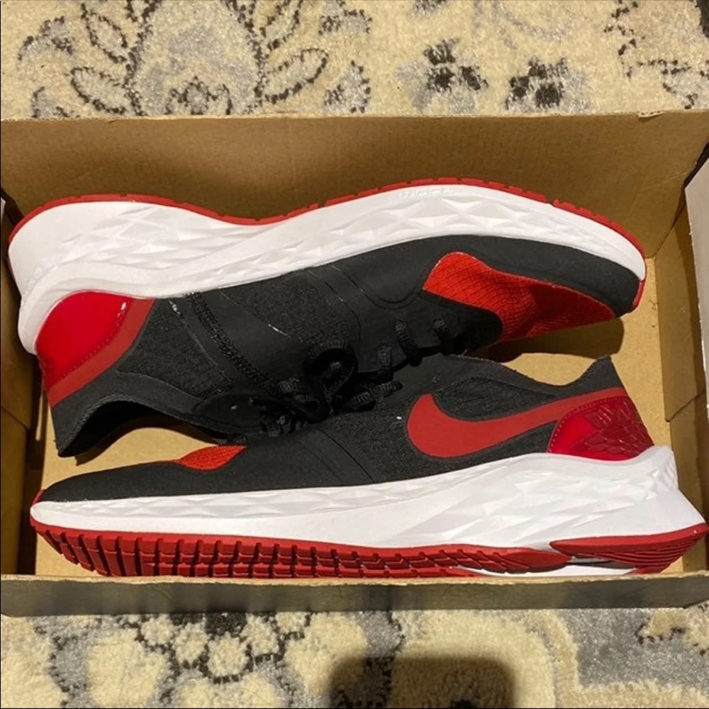 Nike Jordan Air Zoom Runner Bred Color Size 9.5
